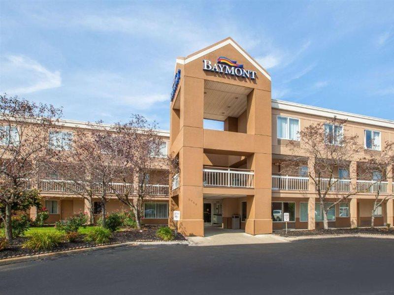 Baymont By Wyndham Canton Bagian luar foto